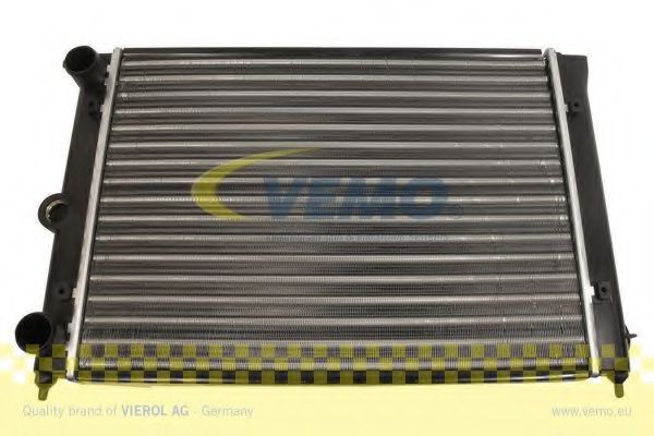 VEMO V15605011 Радиатор охлаждения двигателя VEMO 