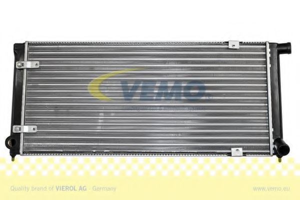 VEMO V15605017 Радиатор охлаждения двигателя VEMO 