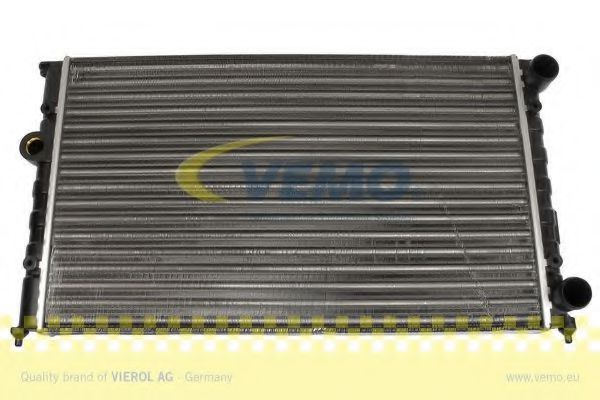 VEMO V15605031 Радиатор охлаждения двигателя VEMO для VOLKSWAGEN