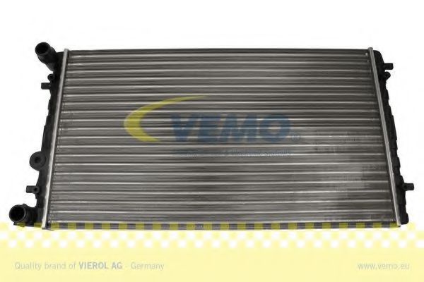 VEMO V15605054 Радиатор охлаждения двигателя VEMO для VOLKSWAGEN