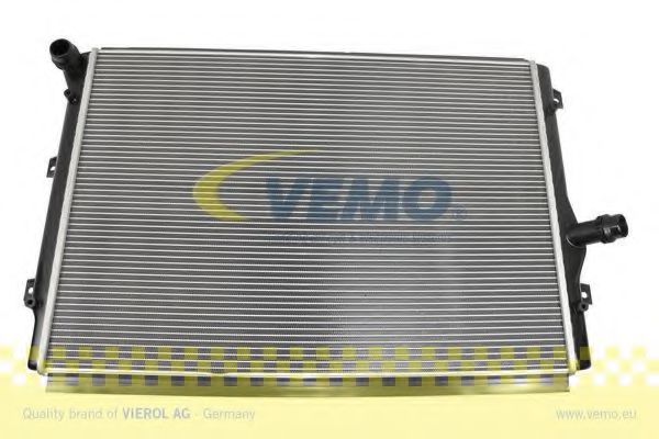 VEMO V15605057 Радиатор охлаждения двигателя VEMO для SKODA