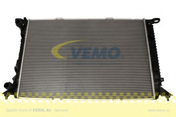 VEMO V15606038 Радиатор охлаждения двигателя VEMO для AUDI
