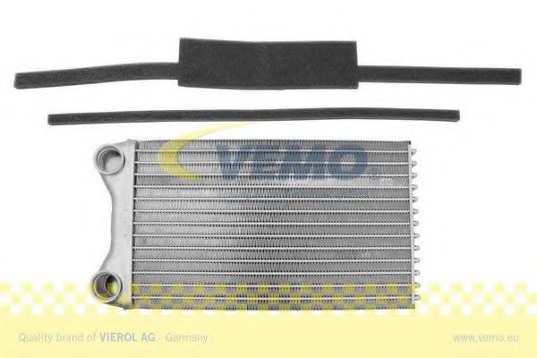 VEMO V15610012 Радиатор печки VEMO 