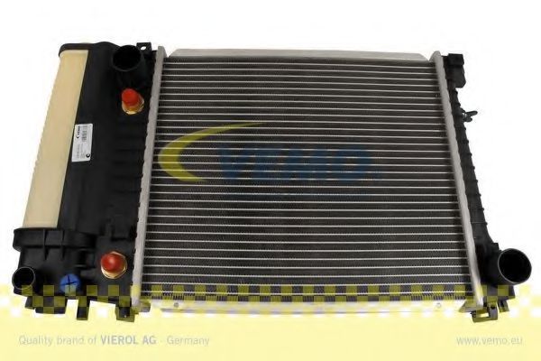 VEMO V20600016 Радиатор охлаждения двигателя VEMO 