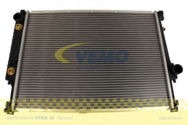 VEMO V20600021 Радиатор охлаждения двигателя VEMO 