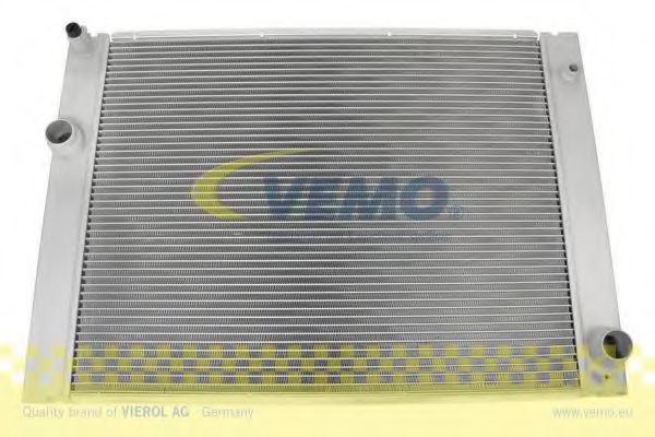 VEMO V20601524 Радиатор охлаждения двигателя VEMO 
