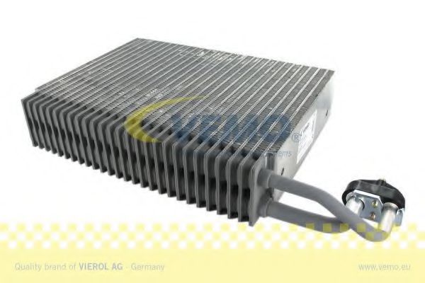 VEMO V20650018 Испаритель кондиционера VEMO 