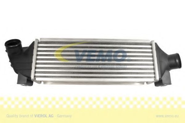 VEMO V25600012 Интеркулер VEMO 