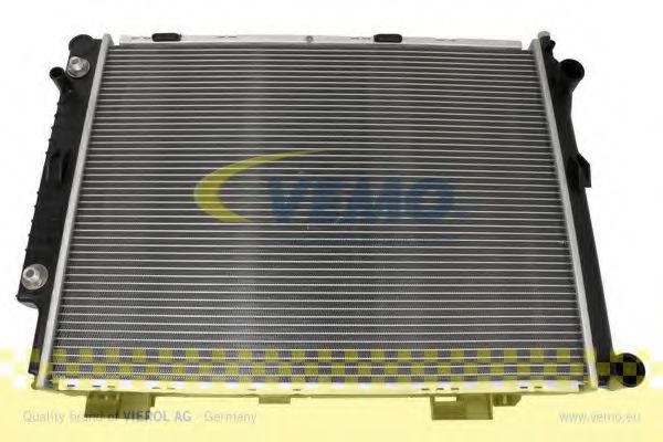 VEMO V30601233 Радиатор охлаждения двигателя VEMO для MERCEDES-BENZ