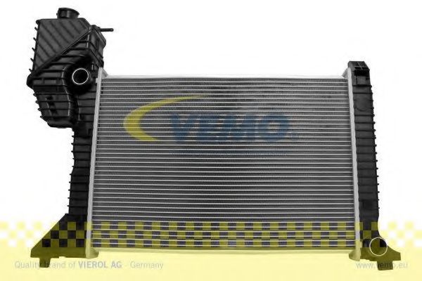 VEMO V30601281 Радиатор охлаждения двигателя VEMO для MERCEDES-BENZ