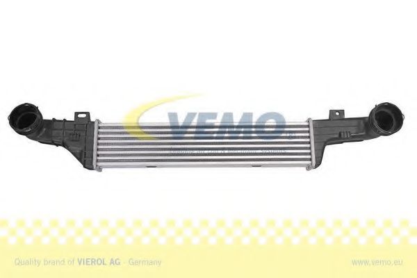 VEMO V30601283 Интеркулер VEMO для MERCEDES-BENZ