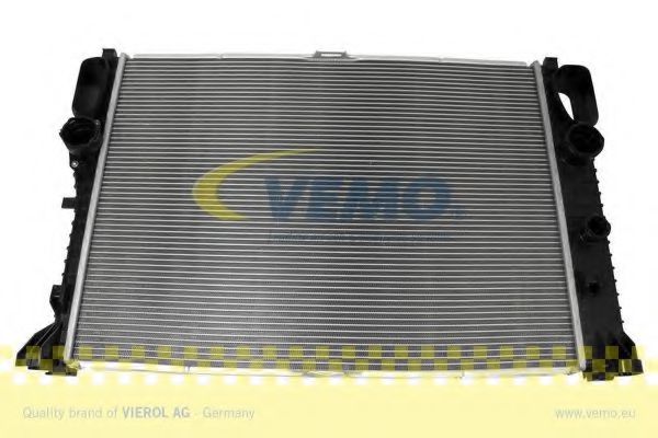 VEMO V30601290 Радиатор охлаждения двигателя VEMO для MERCEDES-BENZ