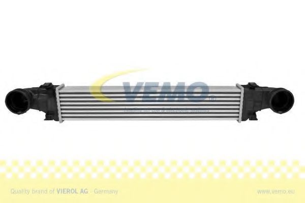 VEMO V30601301 Интеркулер VEMO для MERCEDES-BENZ