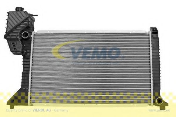 VEMO V30601302 Радиатор охлаждения двигателя VEMO для MERCEDES-BENZ