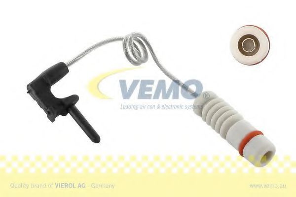 VEMO V307205821 Тормозные колодки VEMO для MERCEDES-BENZ