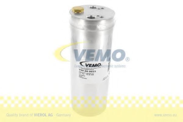 VEMO V40060023 Осушитель кондиционера для NISSAN