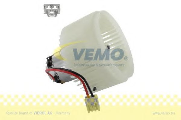 VEMO V95031365 Вентилятор салона для VOLVO