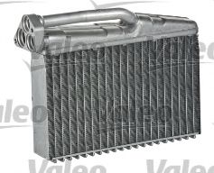 VALEO 715305 Радиатор печки для BMW X5