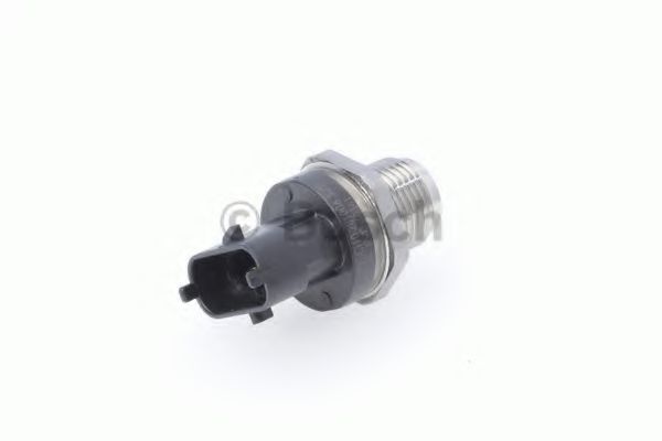 BOSCH 0281006325 Датчик, давление подачи топлива для VOLKSWAGEN WORKER 13.170 BOSCH 0281006325 Датчик, давление подачи топлива для VOLKSWAGEN WORKER 13.170