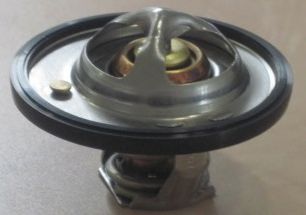 MOTORAD 66782 Термостат для NISSAN QASHQAI (Ниссан Qашqаи)