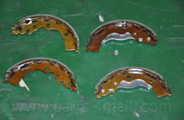 PLB-031 PARTS-MALL Тормозные колодоки PLB-031 PARTS-MALL Тормозные колодоки