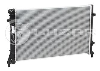 LUZAR LRc18K0 Радиатор охлаждения двигателя LUZAR 