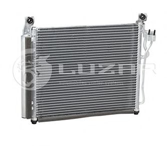LUZAR LRAC0807 Радиатор кондиционера для KIA